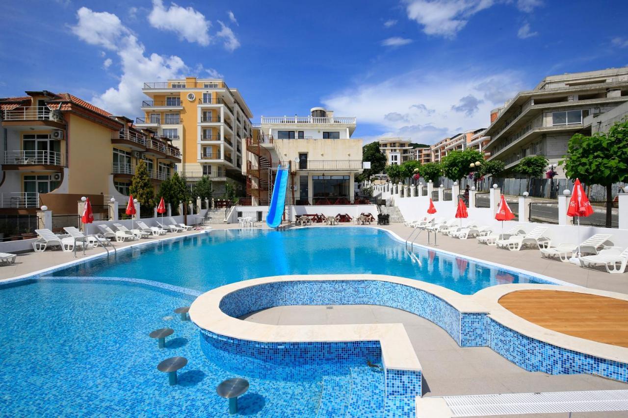 Hotel Corona Sveti Vlas Exterior photo
