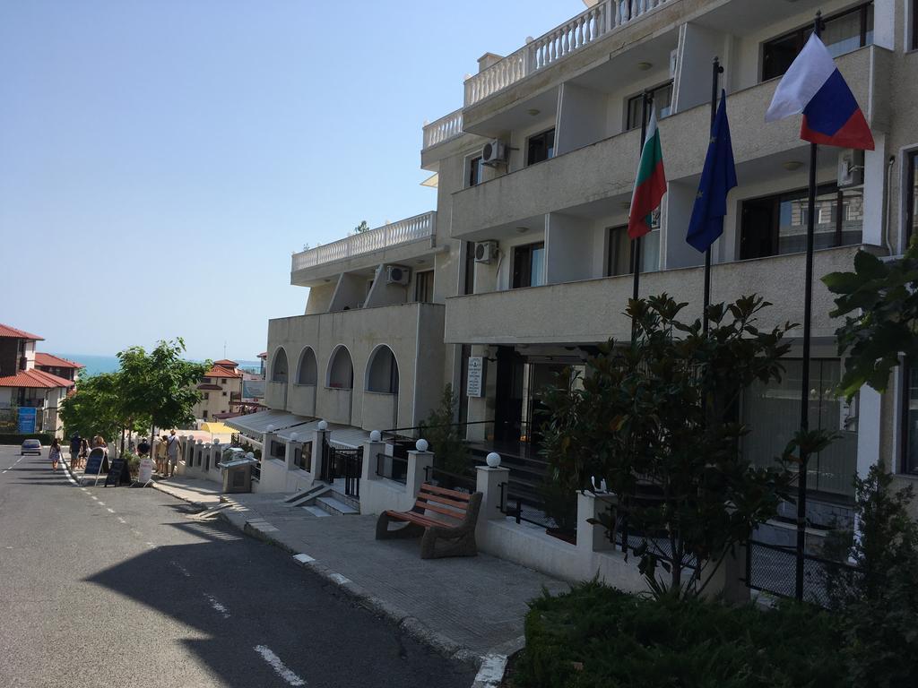 Hotel Corona Sveti Vlas Exterior photo
